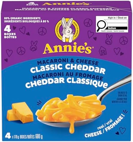 ANNIE'S - VALUE PACK SIZE - MACARONI and CHEESE Classic Cheddar, 4 Pack, 680 Grams Box, No Artificial Flavours or Synthetic Colours, Contains Real Cheese and Milk Ingredients, 80% Organic Ingredients — view 9