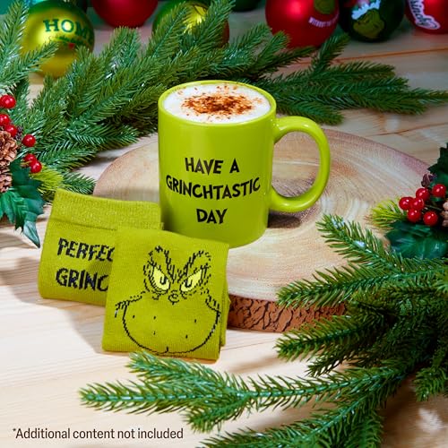 The Grinch Tasse und Socken Damen Teenager, 340ml Keramik Weihnachtstasse & Lustige Kuschelsocken Damen Größe 36-41 in Box… – Ansicht 2