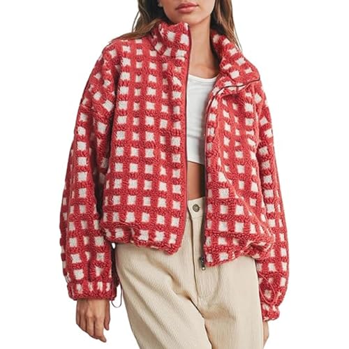 Veste polaire à carreaux rouges idéale pour vos balades d'automne