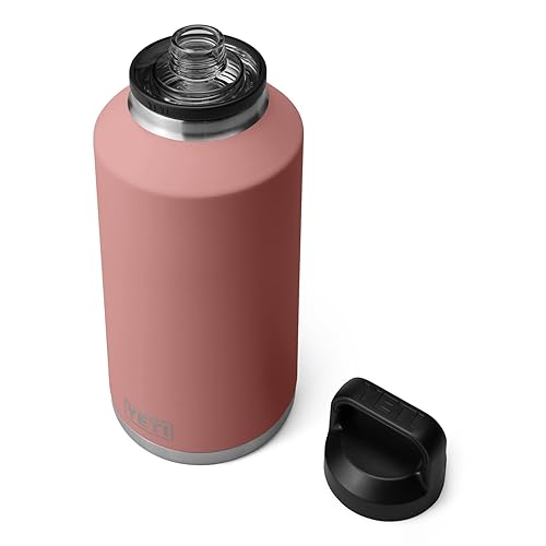 YETI Rambler 64 oz Bottle | Sandstone Pink