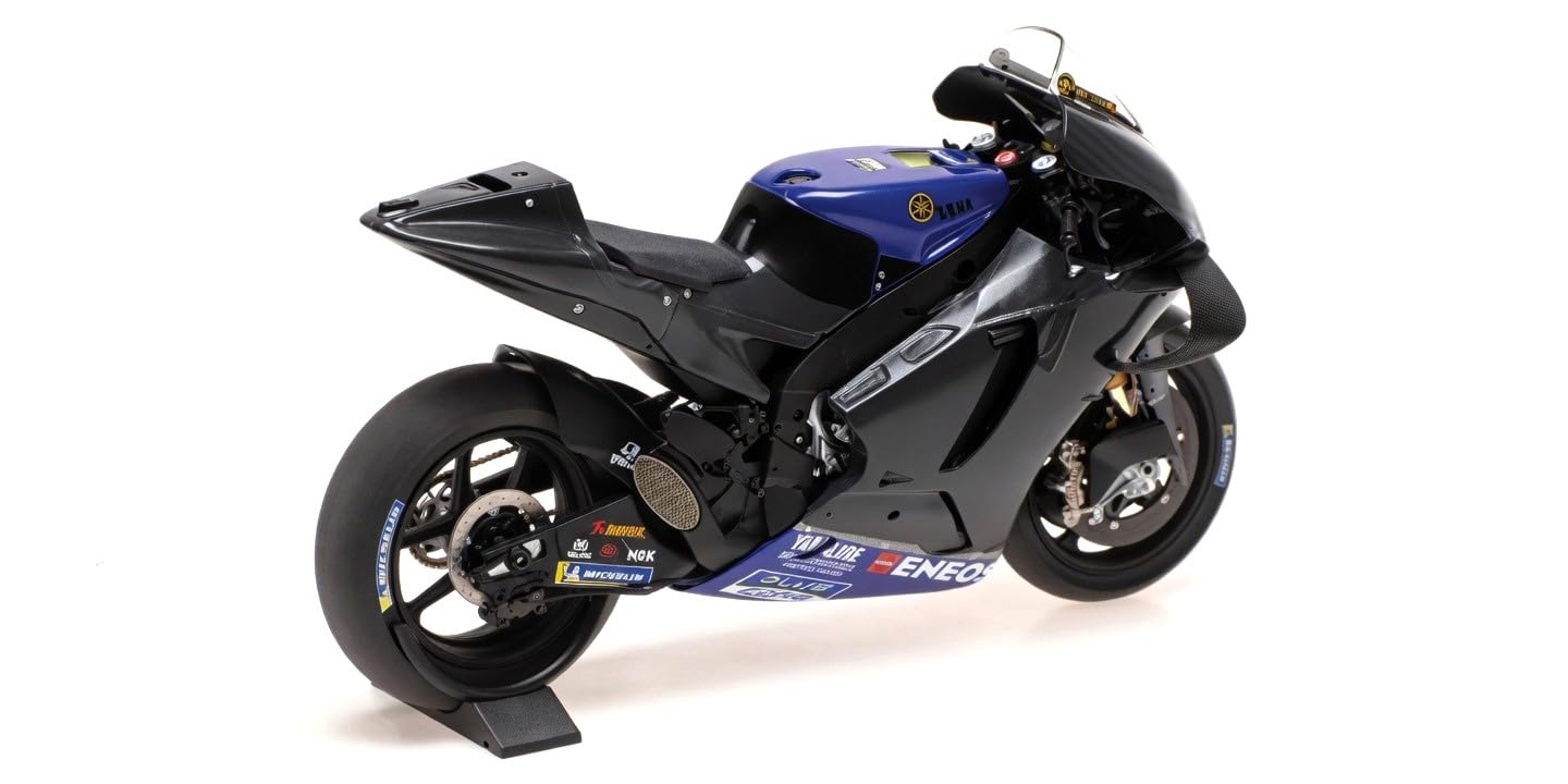 Minichamps 122203946 YZR-M1-Monster Energy Yamaha MotoGP-Valentino Rossi-Test Brno July 2019 Auto in miniatura da collezione, multicolore