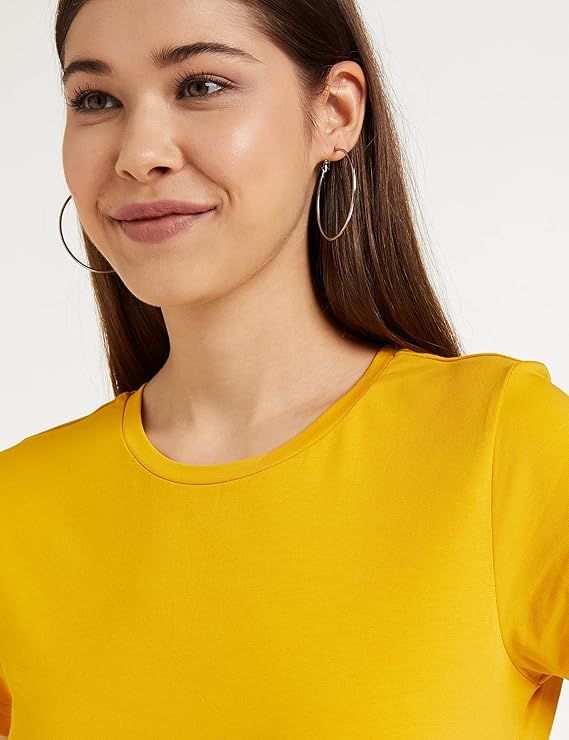 Image of Women's White Round Neck Short Sleeve T-Shirt