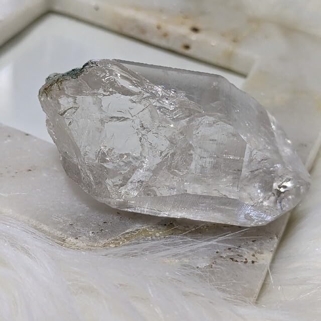 Amazon.co.jp: ヒマラヤ水晶 マニハール産ポイント クローライト