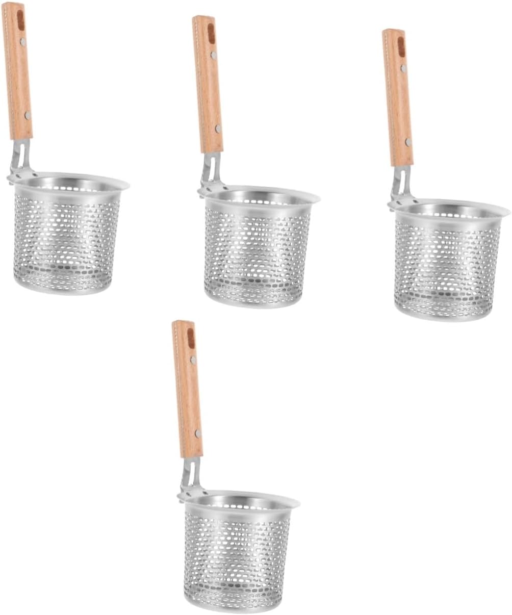 GLEAVI Stainless Steel Mesh Strainer Spoon with Wooden Handle Cooking Tool for Frying Pasta Noodles and Hot Pot Resistant Kitchen Colander Efficient Food Filtering