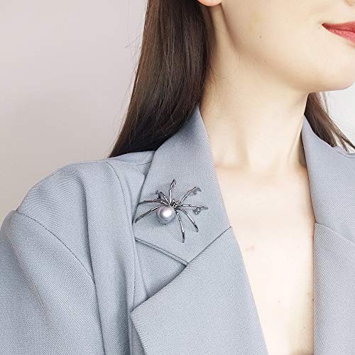 Image of women's animal brooch, rhinestone pearl cubic zirconia high-end temperament animal insect brooch clothing paired with jackets, pins, brooches suitable for women and girls
