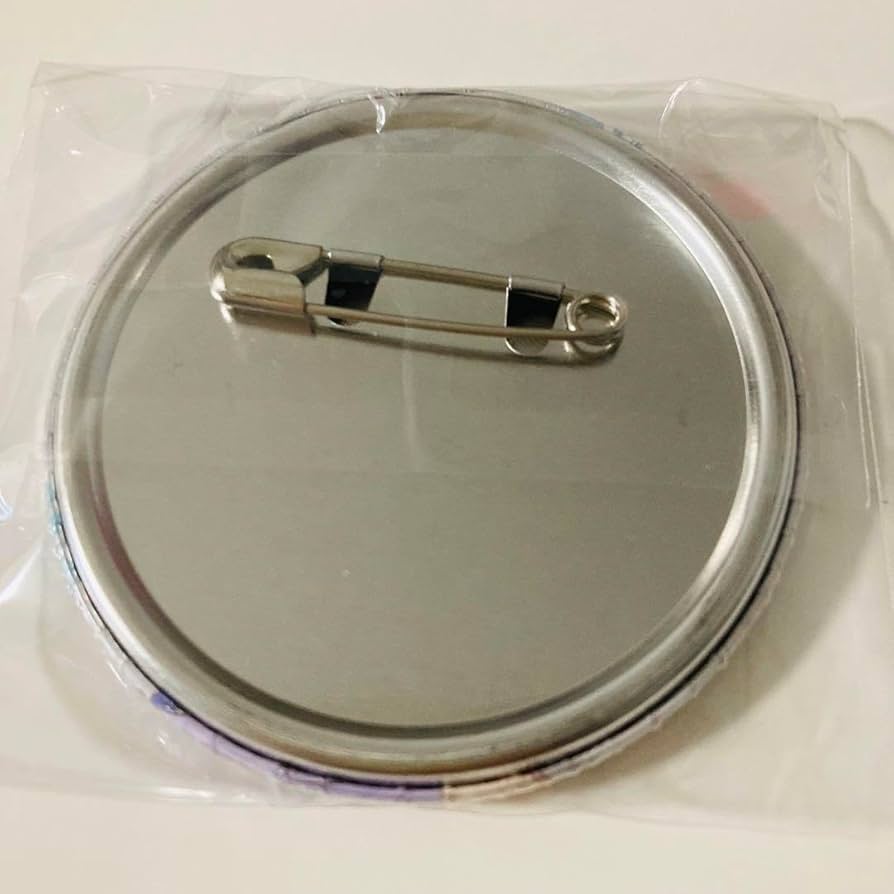 Amazon.co.jp: 五等分の花嫁∽ 中野三玖 缶バッジ Water Girl