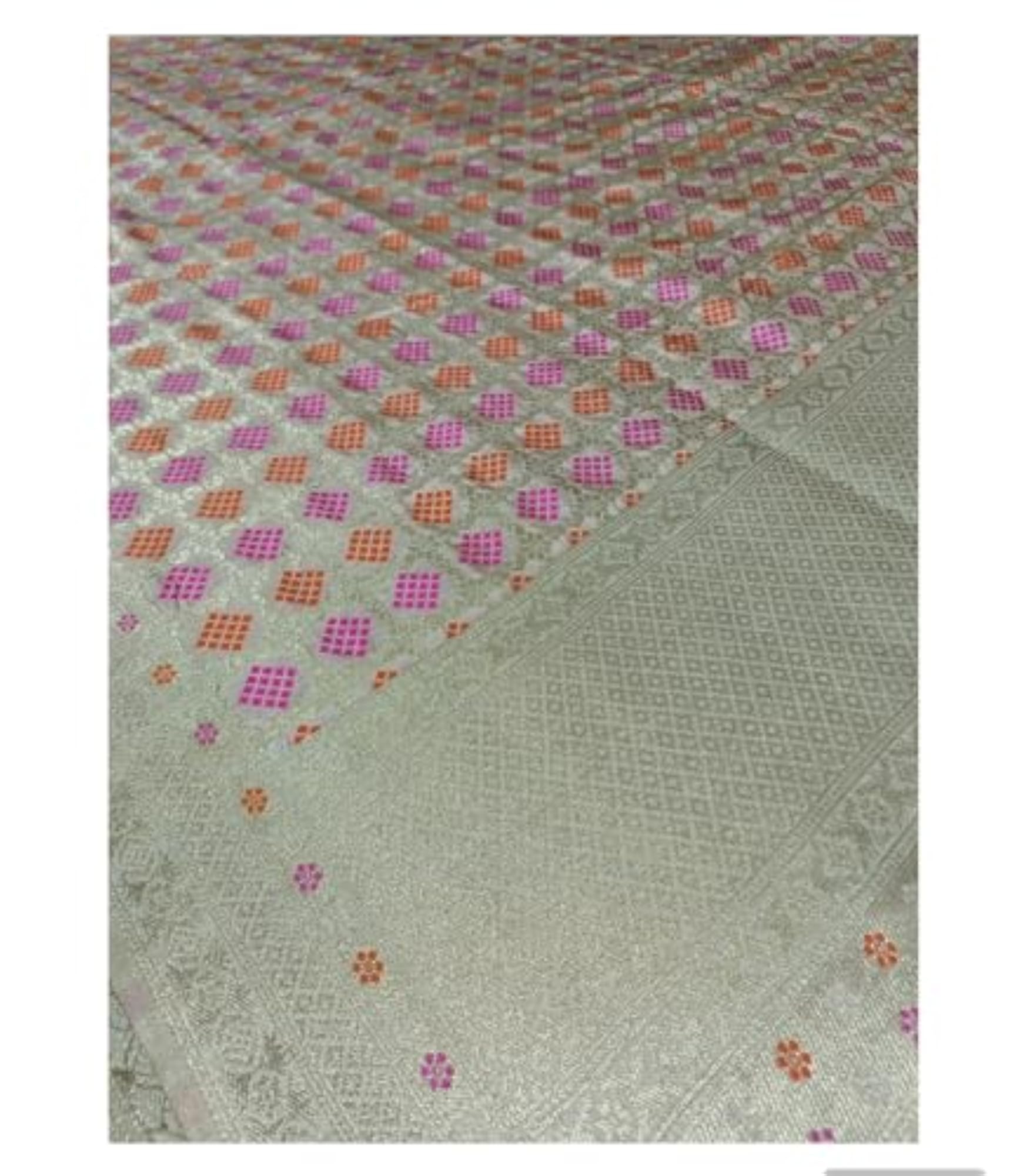 Women's Dola Silk Tilfi Dupatta