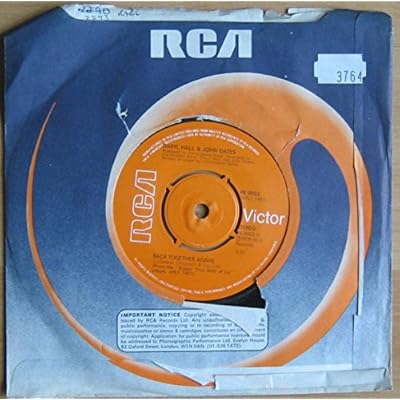 DARYL HALL & JOHN OATES - 7"Single - Back Together Again/Ennui On The Mountain