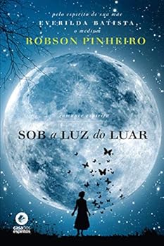 Paperback Sob a luz do luar [Portuguese] Book