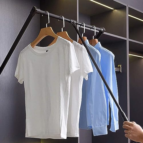 Tringle de penderie coulissante pour optimiser les placards hauts