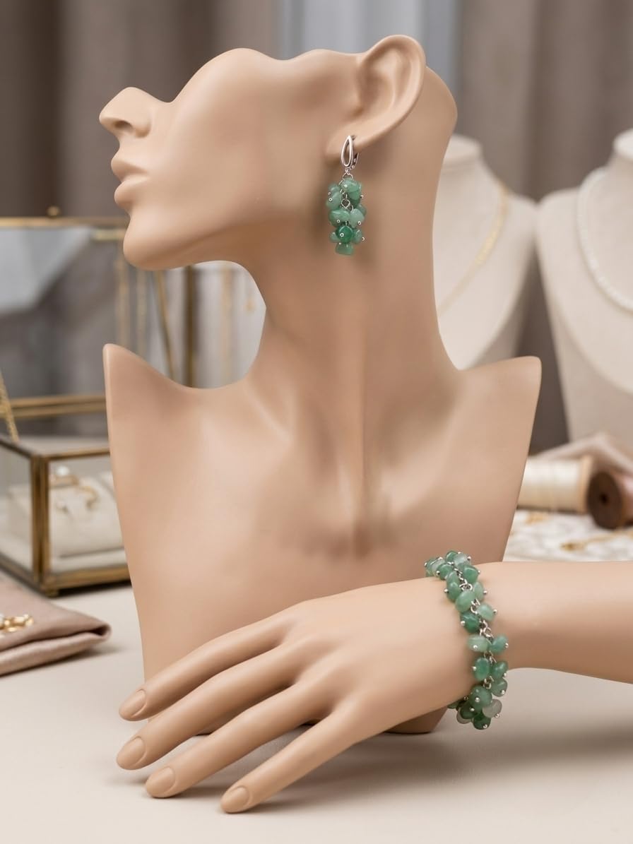 Parure composta da bracciale e orecchini pendenti in avventurina verde