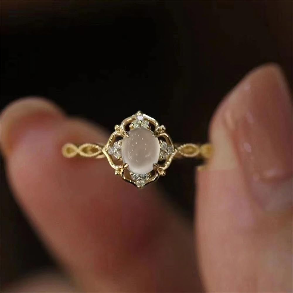 Elegant Lady's Wedding Ring with Oval Imitation Moonstone Graceful Gold Color Jewelry for Engagement