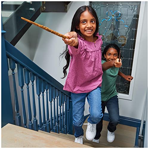 HARRY POTTER - BAGUETTE MAGIQUE DELUXE HERMIONE GRANGER WIZARDING WORLD - Baguette Magique Authentique Hermione Granger 30 cm Avec Carte de Sorts - 6062057 - Jouet Enfant 6 ans