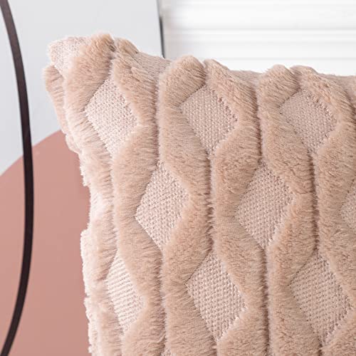 Madizz 2 Pezzi Federe In Lana Corta Velluto Copricuscini Morbido Decorativo Fodere Per Cuscino Lusso Stile Per Divano Camera Da Letto Marrone Quadrate 50X50 Cm - 3