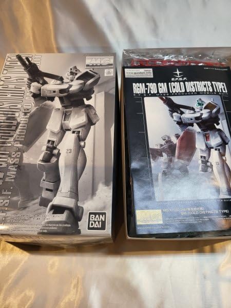 Amazon | 未 未組立 MG 1/100 RGM-79D ジム 寒冷地仕様 GM Cold