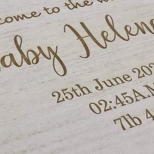 ukgiftstoreonline Personalised Baby Gift Wreath Design Antique Wooden Keepsake Memory Box