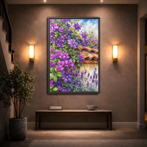Toile florale violette pour salon moderne au-dessus d'une console d'entrée - 2