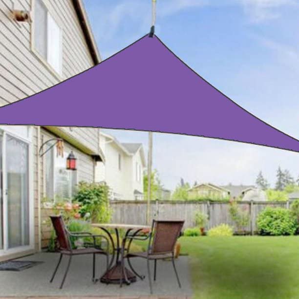 Voile d'ombrage violet pour terrasse et détente estivale au jardin