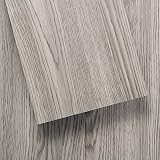 suelo imitacion madera bricomart Fabricado en PVC con gran capacidad de resistencia y durabilidad. Cuenta con muchas ventajas que lo convierten en una superficie muy demandada: antibacteriano, antiestático, antideslizante y resistente al desgaste, al agua y a la abrasión. Sin embargo, es un material que apenas necesita mantenimiento con todas estas características.
