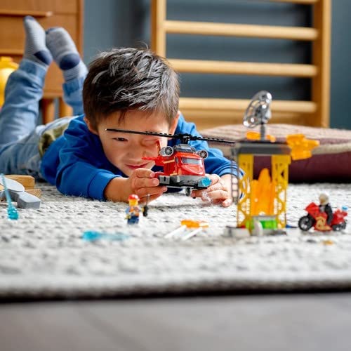 LEGO 60281 City Fire Elicottero antincendio - Immagine 1