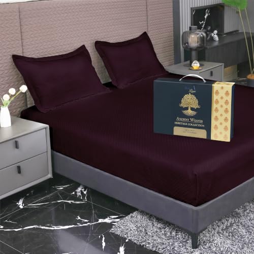 Image of Story@Home Luxe King Size Fitted Bedsheet with 2 Pillow Covers | 500 TC Egyptian Cotton Compact Yarn | 182 x 198 cm | Fits Up to 12 Inch Mattress | Checkered Jacquard | Plum | Gift Packaging