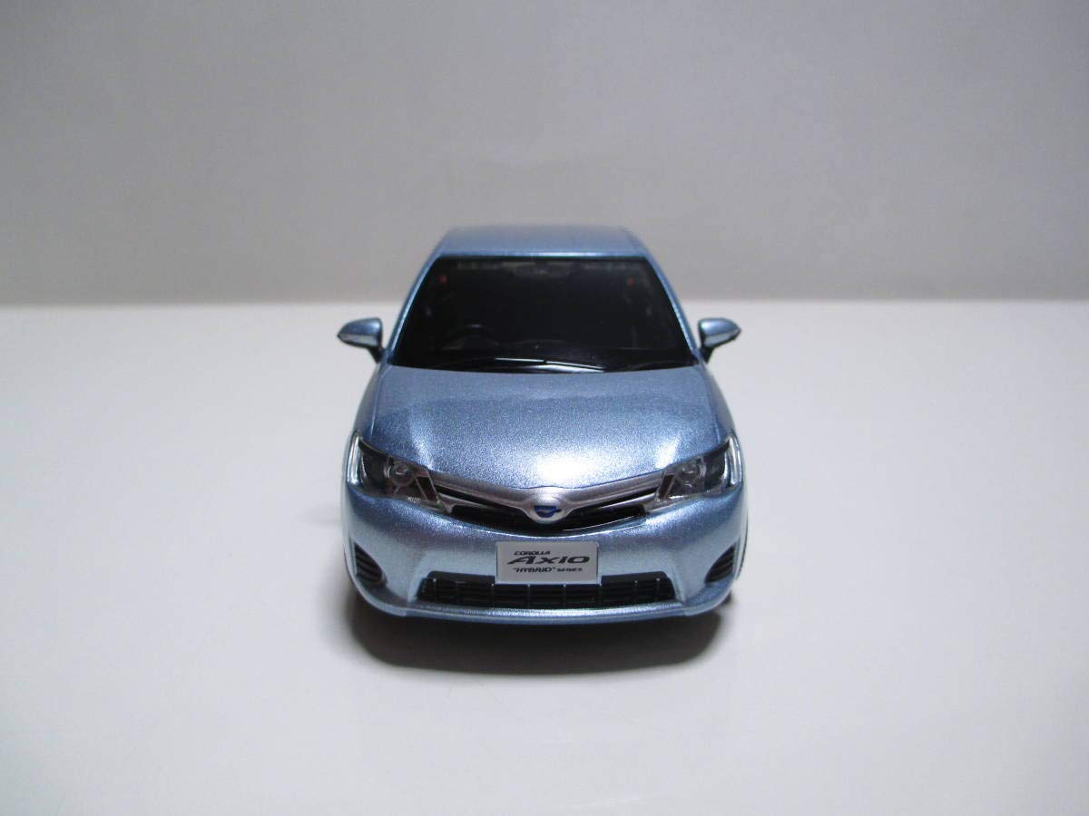 トヨタ カローラアクシオ 1/10 ミニカー グレー カラーサンプル 色見本