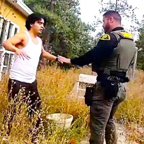 Cops Make the Worst Discovery of Their Lives(MP3_160K)