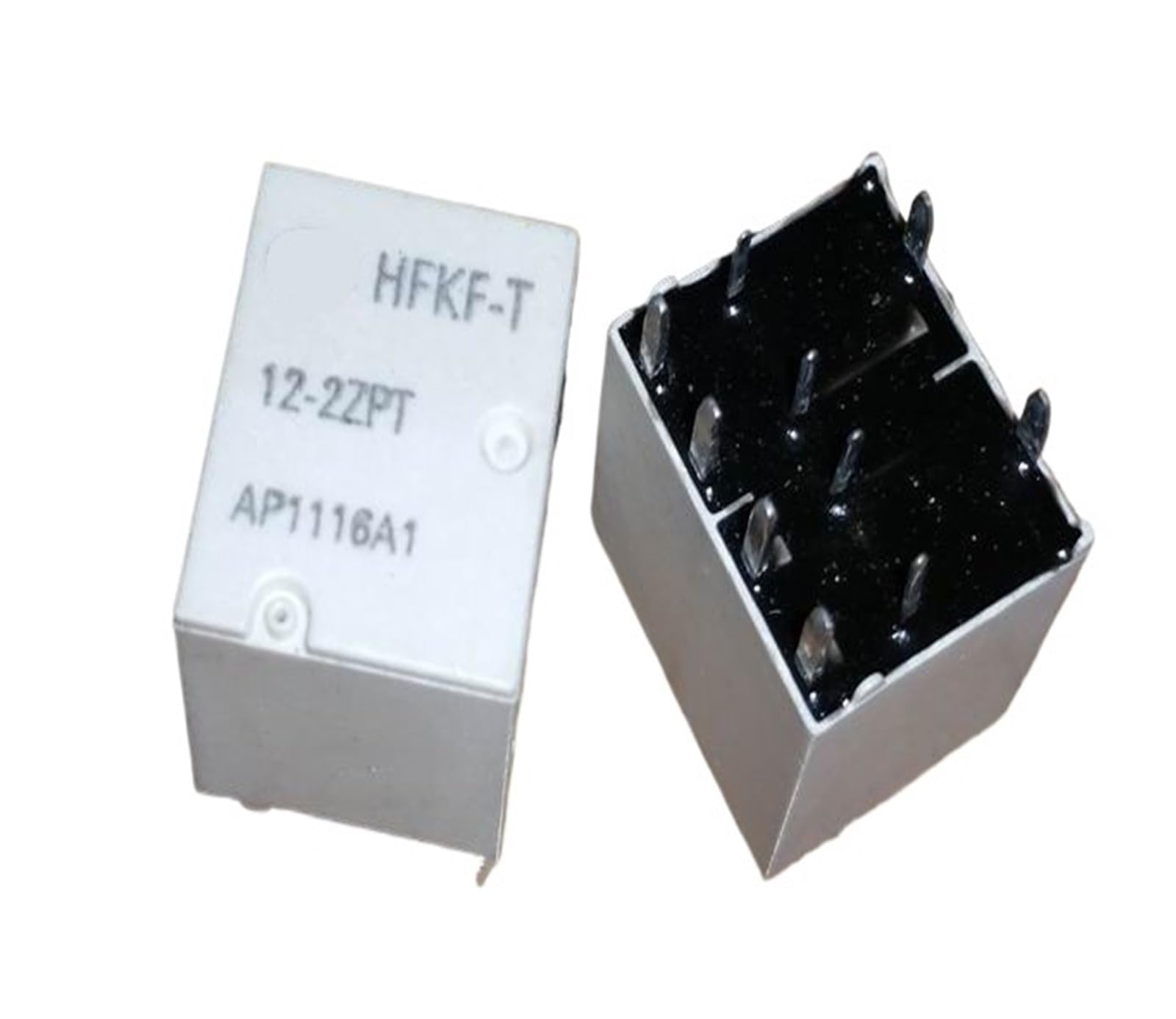 Relais HFKF-T 12-2ZPT pour corriger les pannes de centralisation et circuits 12V 25A