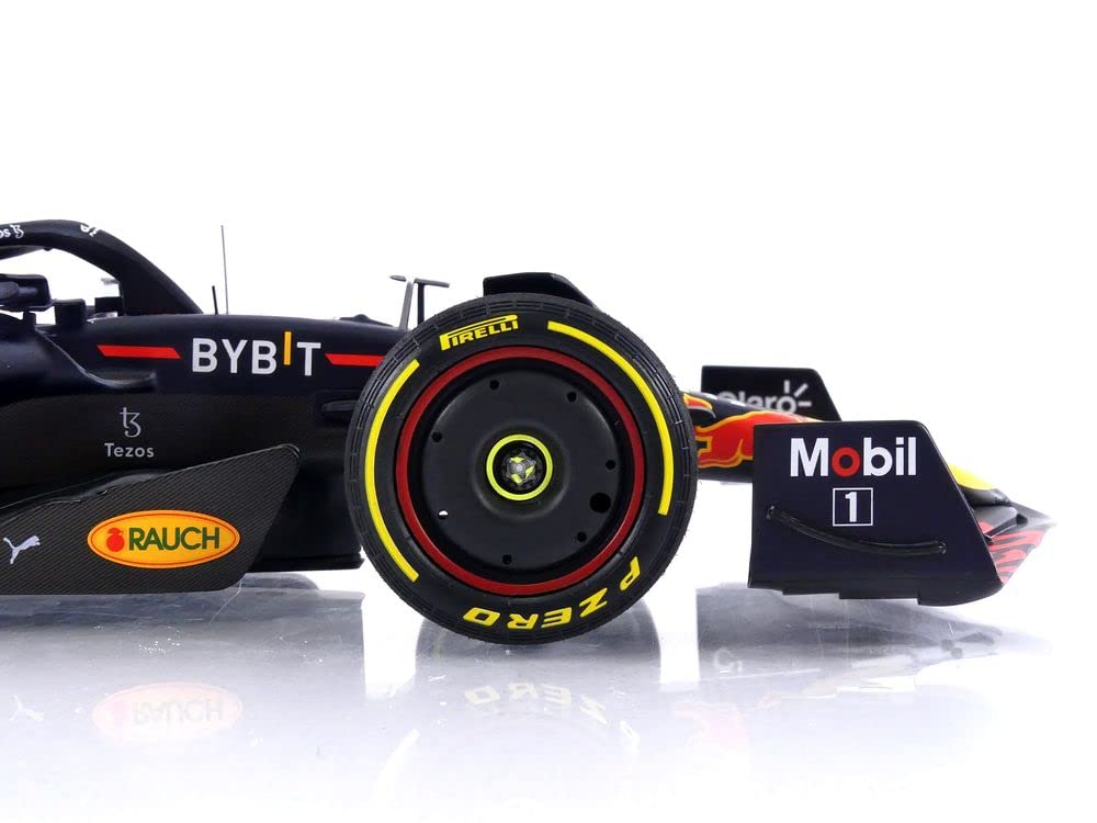 Amazon.com: Minichamps 1:18th Oracle Red Bull Racing #11