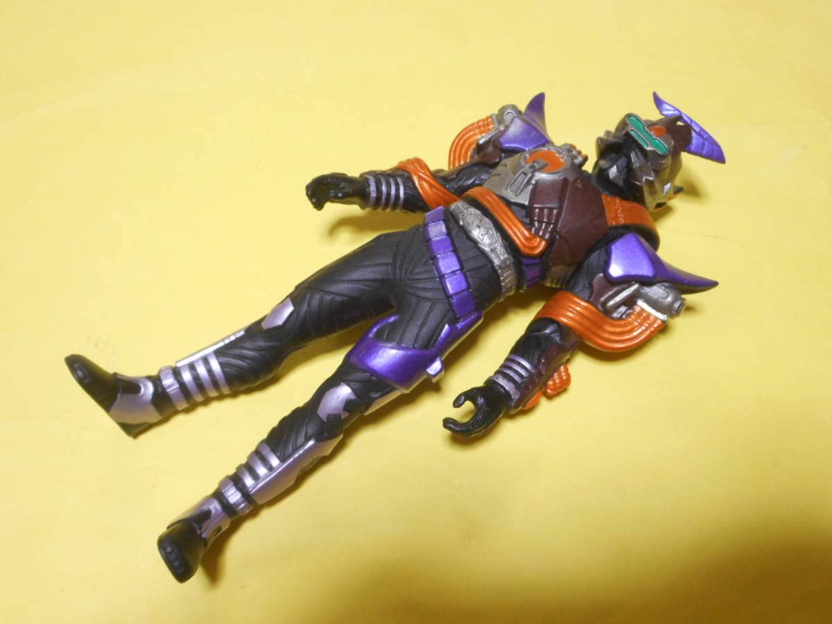 Amazon.co.jp: ライダーカブト ソフビ RHS/ライダーサソード マスクド 