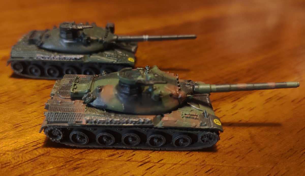 Amazon.co.jp: ワールドタンクミュージアム vol.9 1/144 AMX30 2種類