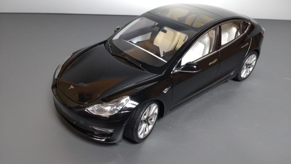 Amazon.co.jp: 絶版 メーカー純正品 1/18 Tesla Model 3 テスラ モデル