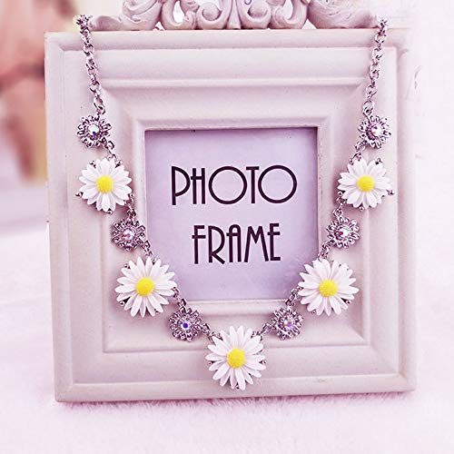 70 PCS Colorful Flower Pendant Charms Resin Daisy Flower Pendant Gummy Charms Beads Floral Dangle Beads for Earring Bracelet DIY Jewelry Making Pendants,3 Styles