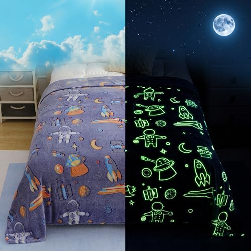 Image of Story@Home Glow AC Blankets for Kids | Lightweight AC Warm Blanket for Children | Kids Blanket 0-15 Years (200 x 150 cm) | Soft Fleece, Cozy All-Season Radium Blanket for Boys & Girls - Space Theme