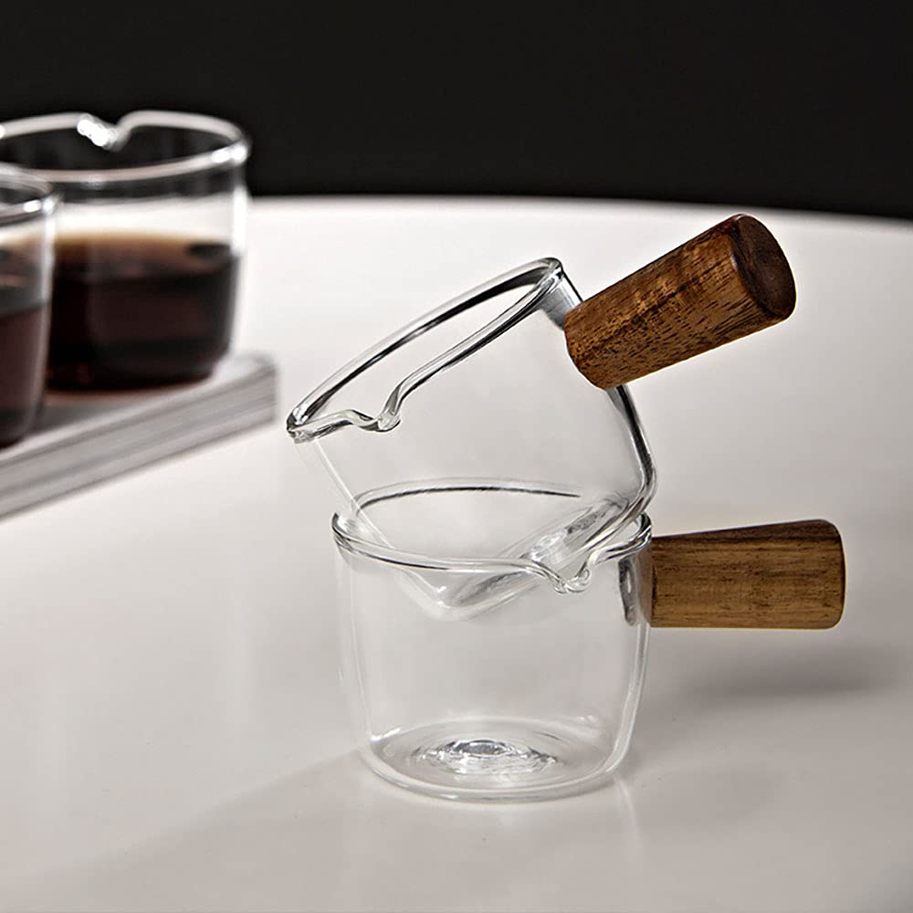 Fegtrty 6PCS Cremiera in vetro trasparente con manico in legno, mini brocca per latte e caffè, 50 ml