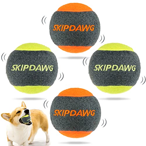 SKIPDAWG Tennisbälle für Hunde, quietschende Hundespielzeugbälle 6.3 cm Launcher kompatibel, interaktives Hundespielzeug für alle Rassen von Hunden im Freien/Innenbereich, 4 Stück Cover