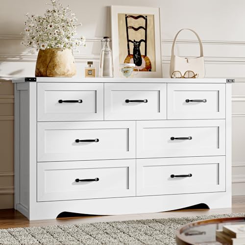 BORNOON 7-Drawer Dresser for Bedroom, Modern Wooden Chest of Drawers with Metal Handles, Anti-Tipping Design, Sturdy and Stable Storage Organizer for Living Room, Entryway, Home Office