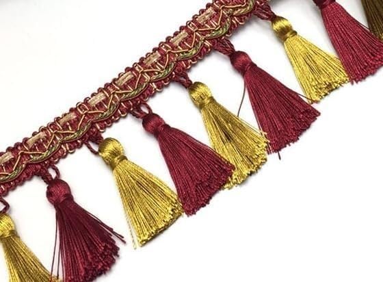 Bordure à franges rouge pour illuminer vos projets de couture