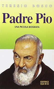 Paperback Padre Pio. Una piccola biografia [Italian] Book