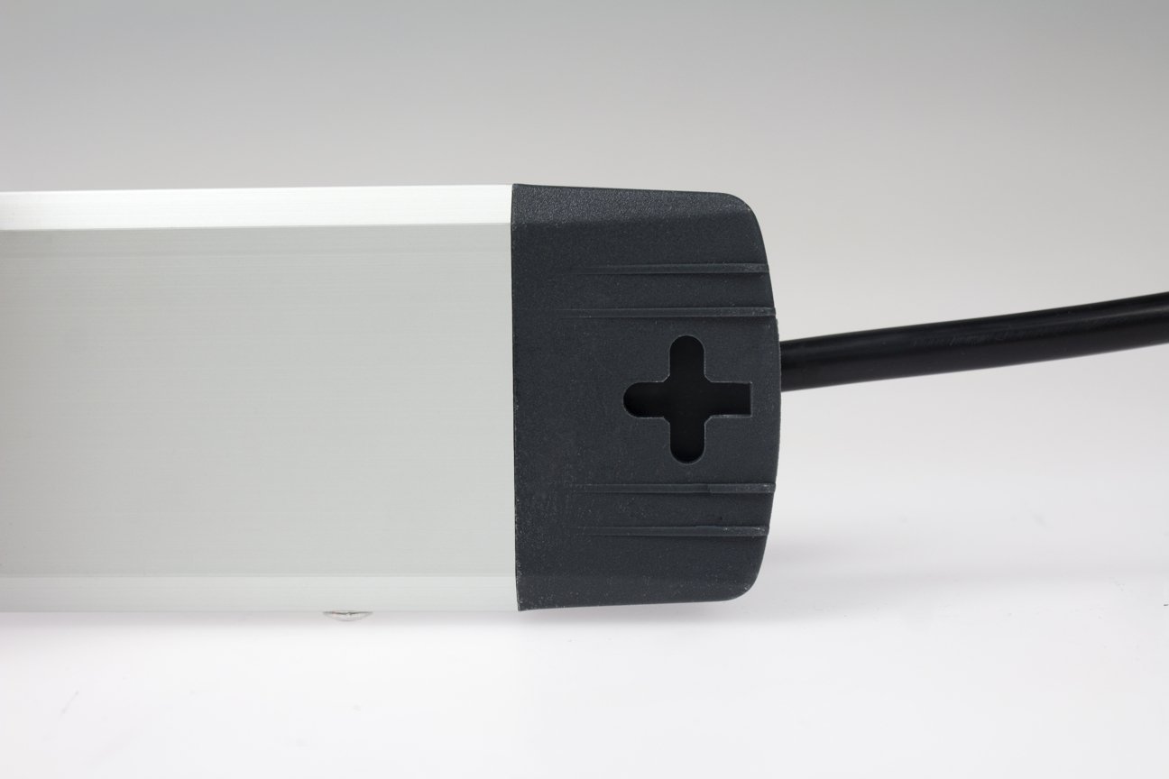 as - overvoltage protection - 6-way power strip with child protection - Power strip with switch - Multiple socket for indoor use with safety plug I 18366, White,