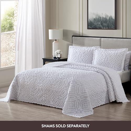 Image of Beatrice Home Fashions Wedding Ring Chenille Bedspread, Full, White