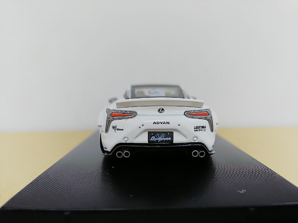 Lexus LC ホワイト ミニカー 1/64 Era Car 1/64スケール「LB☆Works レクサスLC500」(パール