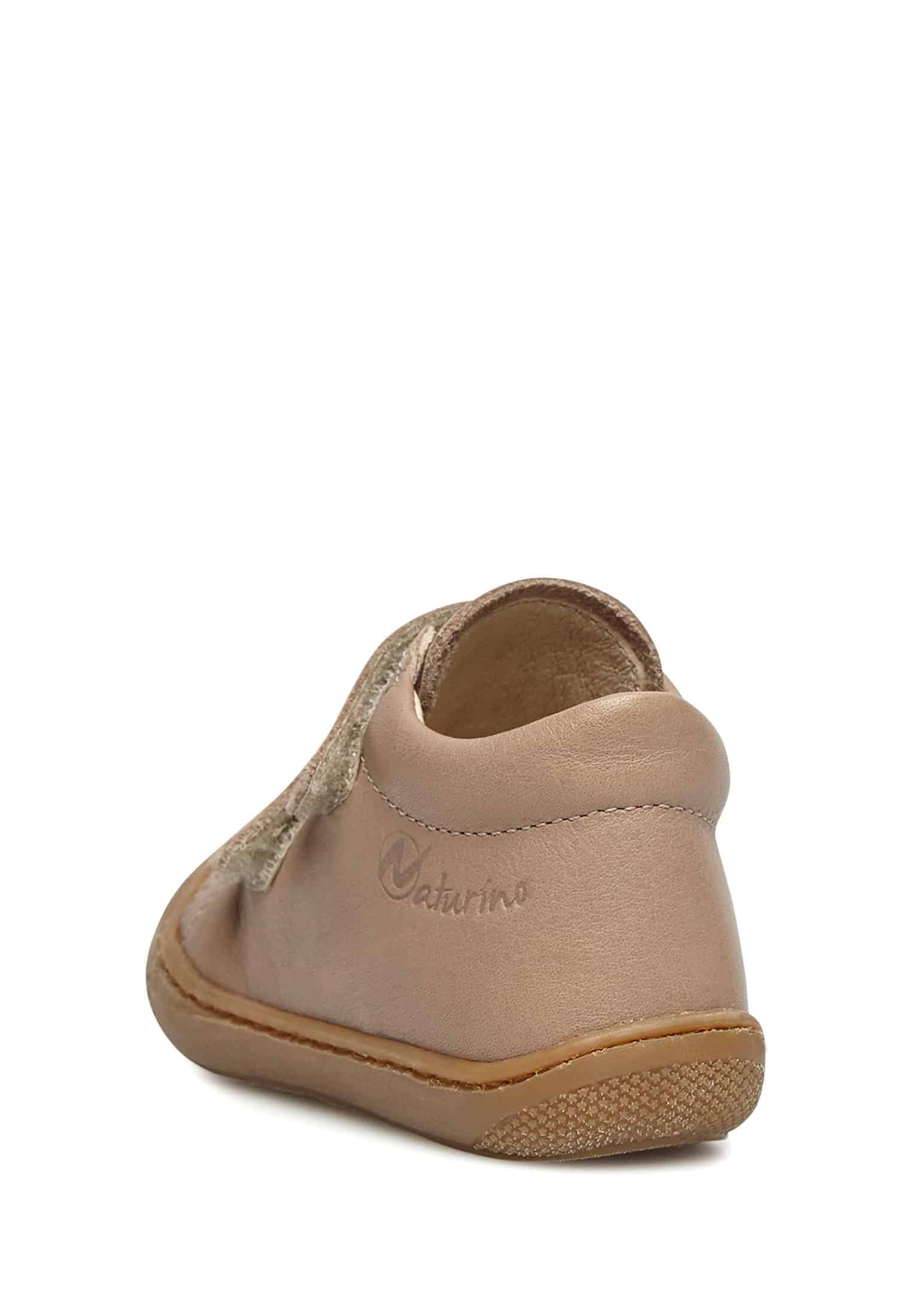 Chaussures Naturino Premiers Pas en Cuir : confort et style pour les jeunes explorateurs.