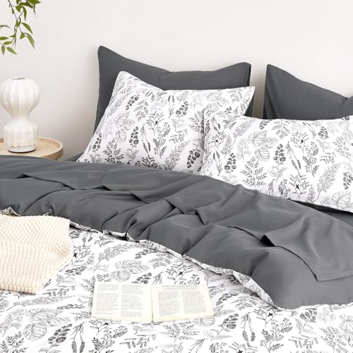 Image of Wake In Cloud - Floral Comforter Set, Botanical Vintage Flower Coquette Cottagecore Aesthetic for Women Teen Girls, Soft Lightweight Dorm Bedding, 3 Pieces, Charcoal, Queen Size