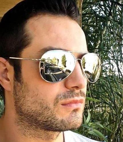 silver mirrored aviator sunglasses