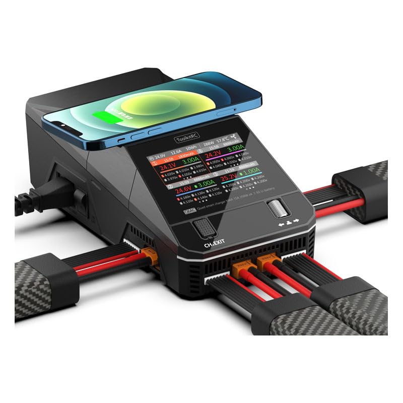 Cargador multifunción ToolkitRC Q6AC para cargar cuatro baterías simultáneamente en el campo 3