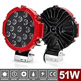【Luz de conducción súper brillante】 Luz de trabajo LED resistente al agua IP67 redonda, los chips avanzados de 100 piezas de calidad superior emiten una luz blanca brillante de 6000 k, entregando 51W y 5100LM iluminan efectivamente todo el camino oscuro delantero, puede ver la izquierda y la derecha con mayor claridad ver. Enciende la luz, la noche se convierte en día.