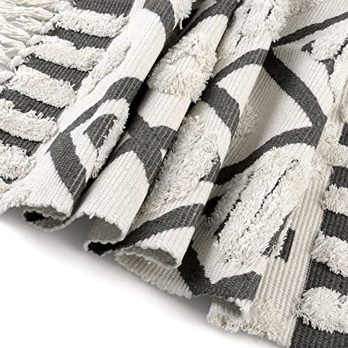 Seavish Tufted Cotton Area Rug,2X 3 Black Geometric Hand Woven Tassel Throw Rug Shag Accent Fringe Rag Rug For Living Room Bedroom Bathroom Kitchen Laundry Dorm #TOP4