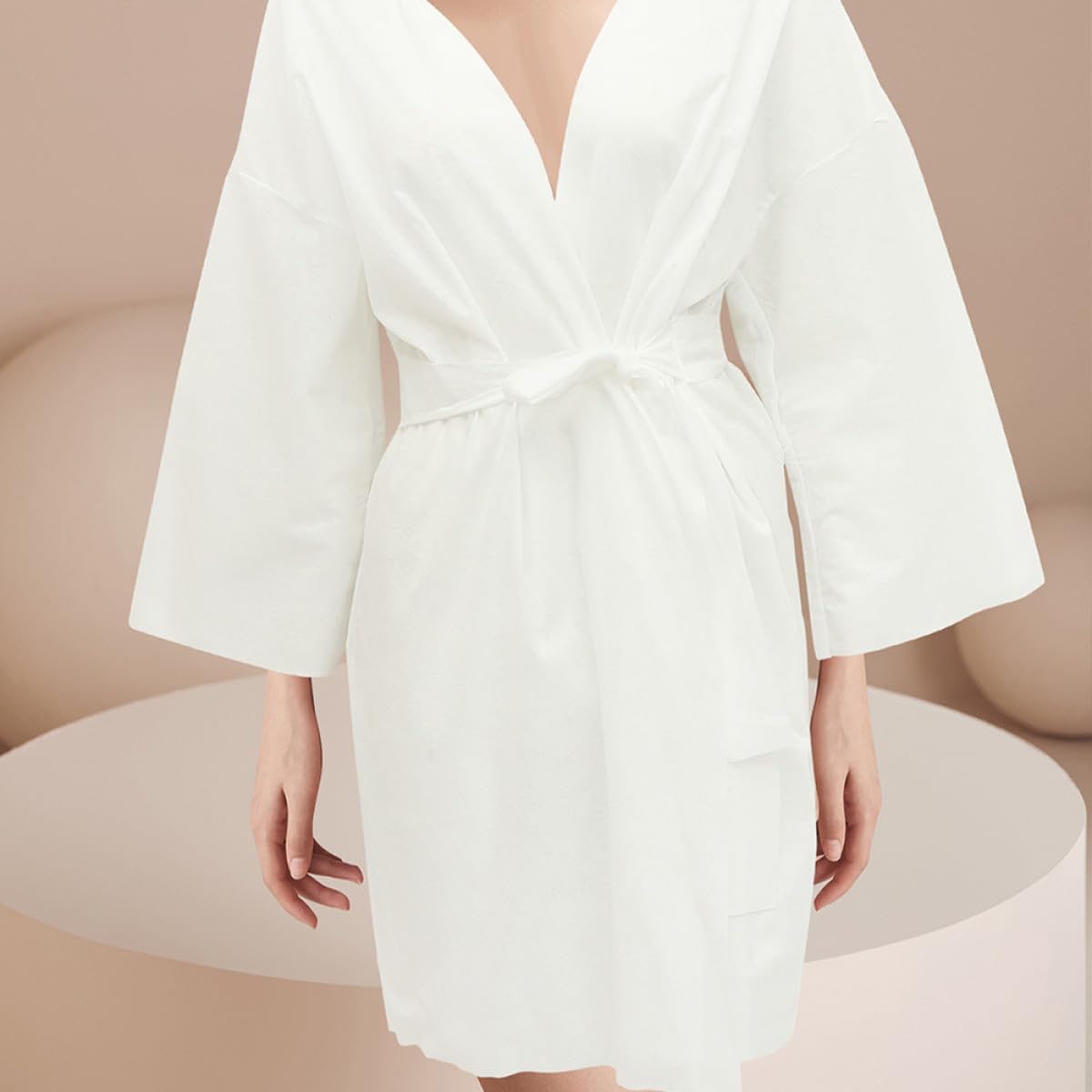 PACKOVE Desechables Ligeros y Cómodos 6 Albornoces de Algodón para Spa y Baño Color Blanco Ideales para Salón de Belleza y Cuidado Piel