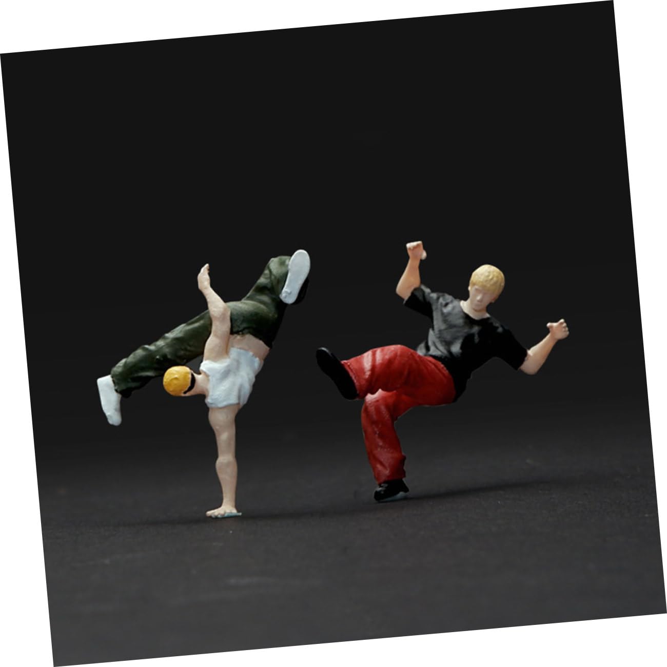 6pezzi Miniature Hiphop Figure Statue Decorazione Per Table Di Danzatore Street Dance Elemento Unico Per Collezionisti e Appassionati Di Hiphop